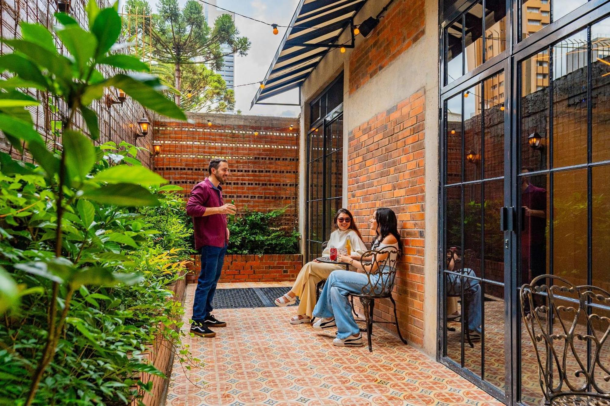 Linked Batel By Xtay Apartment
