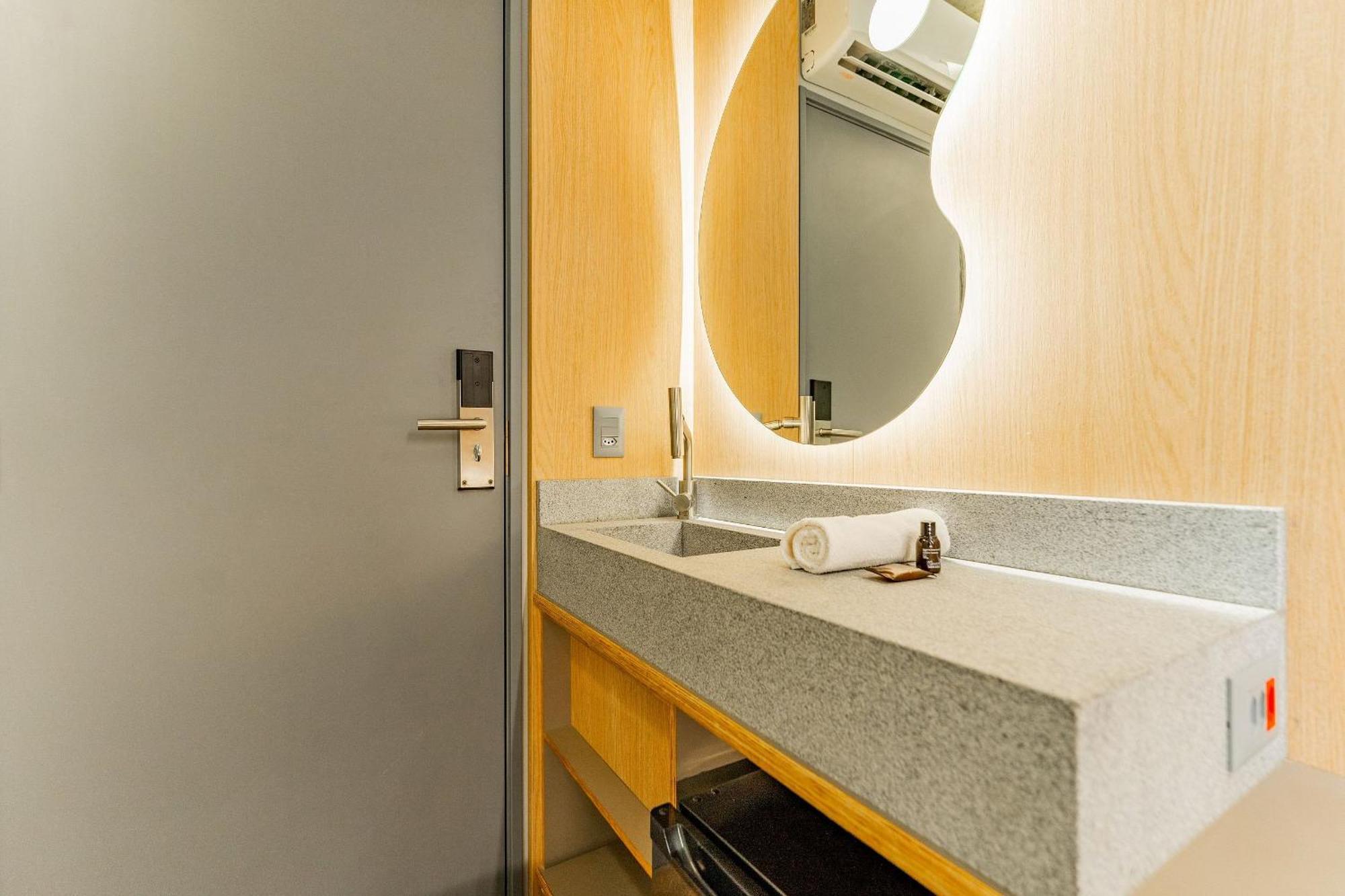 Linked Batel By Xtay Apartment